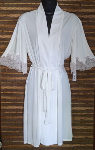 NWT NATORI Womens S White Satin Pink Nylon Lace Kimono Sleeve Short Robe